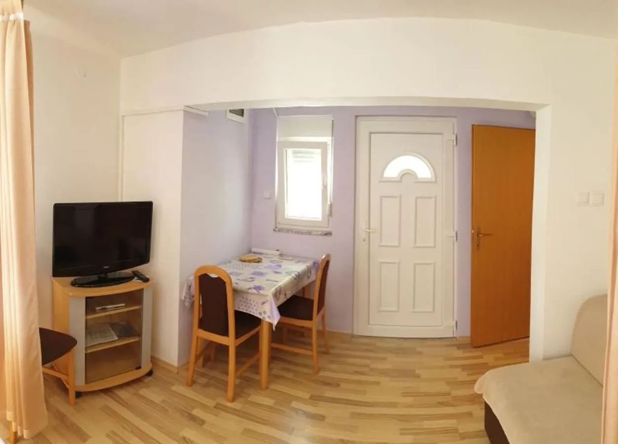 Apartments Andelic Свети-Филип-и-Яков