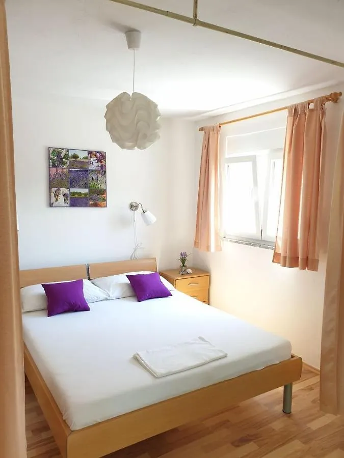 Apartments Andelic Свети-Филип-и-Яков