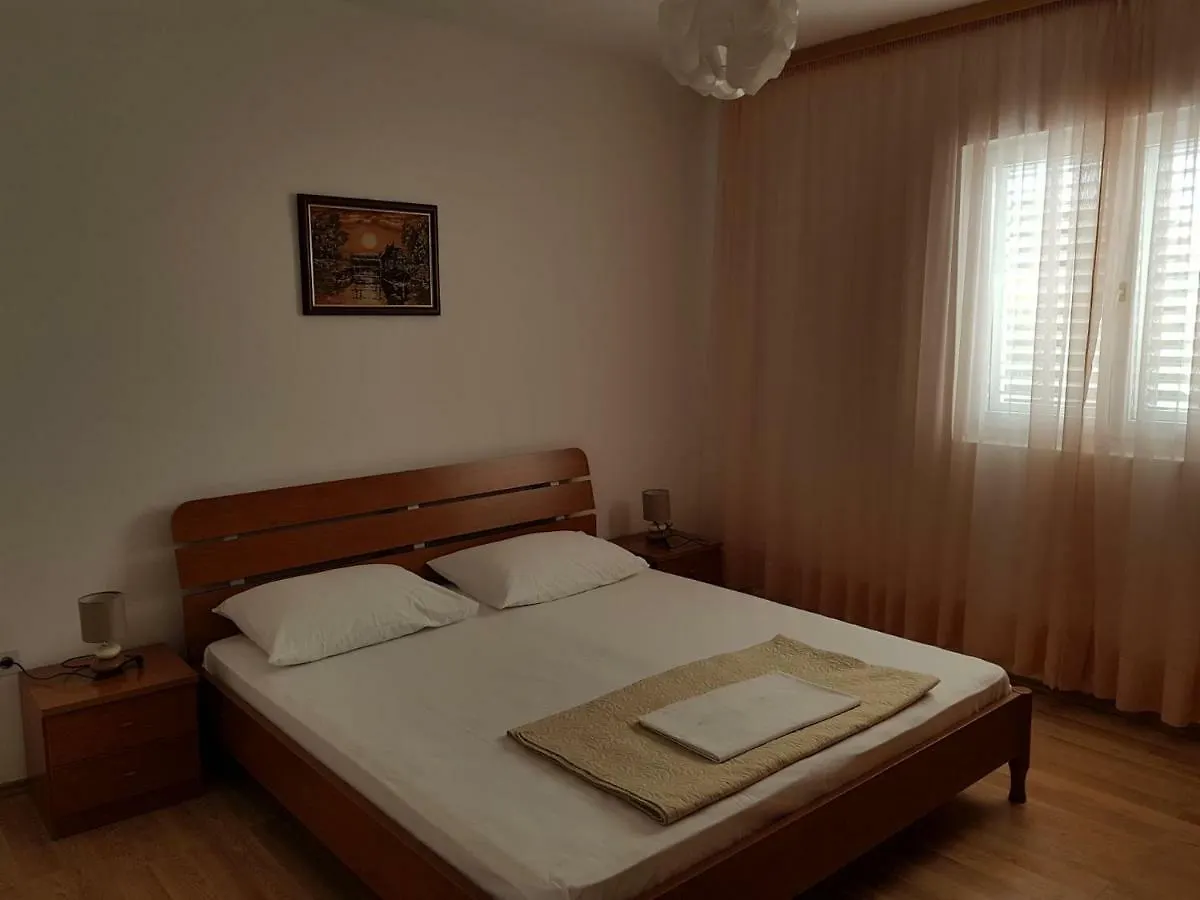 Apartments Andelic Свети-Филип-и-Яков